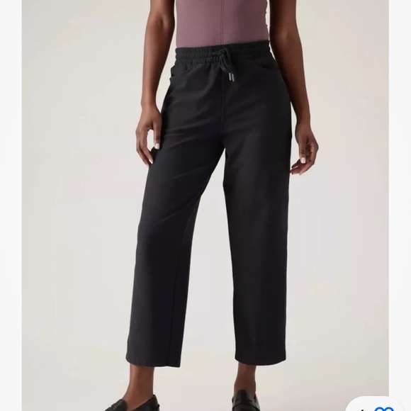 Athleta Pants - Athleta Farallon Pant Black Straight leg Crop Ankle #533741 Pull On Lounge Sz MP